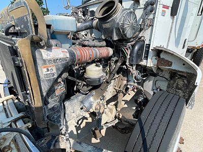 2013 Peterbilt 337