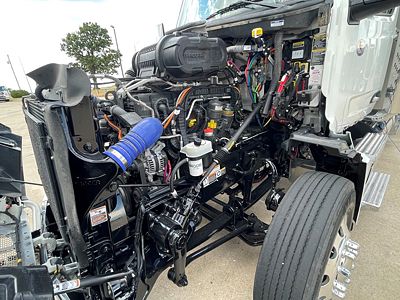 2025 Peterbilt 579