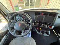 2022 Kenworth T680