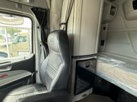 2023 Peterbilt 567