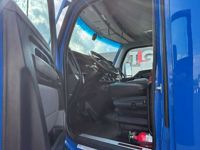 2023 Kenworth T680