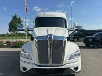 2023 Kenworth T680