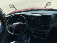 2023 Peterbilt 579