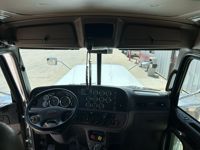 2021 Peterbilt 389
