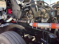 2023 Freightliner CASCADIA 126