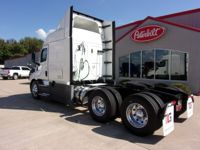 2022 Freightliner CASCADIA 116