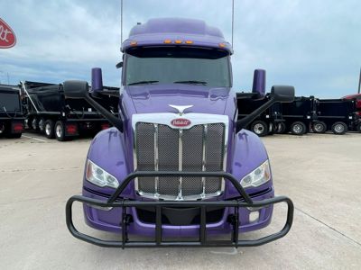 2023 Peterbilt 579