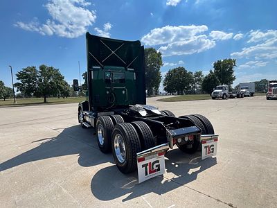 2023 Kenworth T680