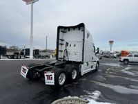 2024 Freightliner CASCADIA 126