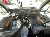2023 Kenworth T680