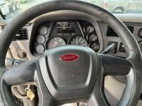 2015 Peterbilt 579-117