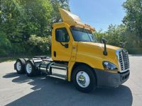 2015 Freightliner CASCADIA 125