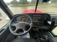 2021 Peterbilt 389