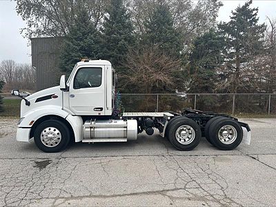 2022 Peterbilt 579