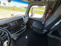 2022 Peterbilt 579