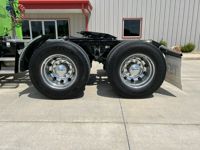 2022 Peterbilt 389