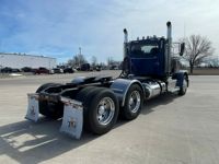 2020 Peterbilt 389