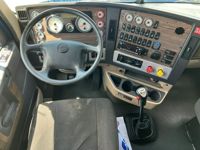 2022 Freightliner Coronado 122 SD