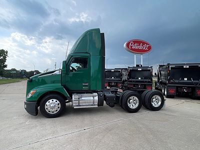 2023 Kenworth T680