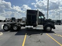 2022 Kenworth T880