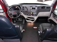 2023 Peterbilt 579