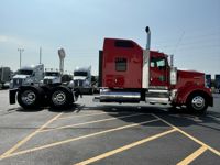 2023 Kenworth W900