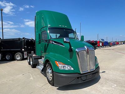 2023 Kenworth T680