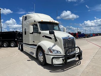 2023 Peterbilt 579