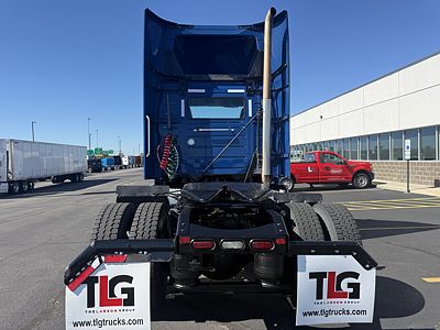 2020 Volvo VNL42T