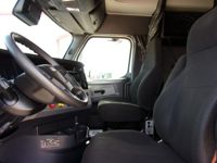 2022 Freightliner CASCADIA 116