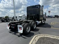 2022 Kenworth T880