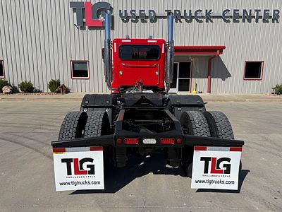 2022 Peterbilt 389