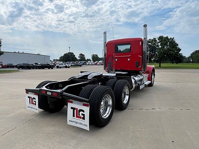 2021 Peterbilt 567