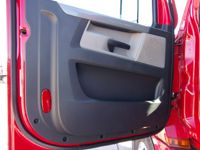 2021 Freightliner CASCADIA 126