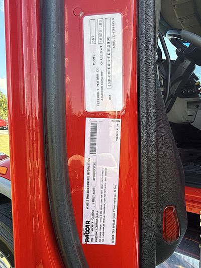 2023 Peterbilt 567