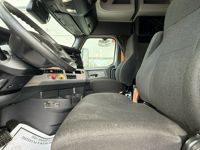 2022 Freightliner CASCADIA 116