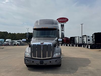 2021 Peterbilt 579
