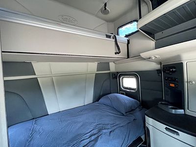 2023 Peterbilt 579