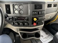 2023 Peterbilt 579