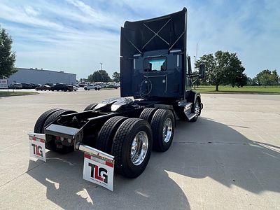 2023 Kenworth T680