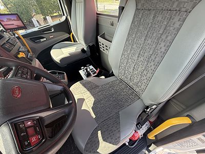 2025 Peterbilt 567