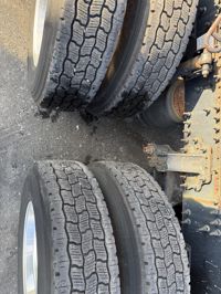 2017 Volvo VNL64T760