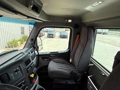 2022 Peterbilt 579