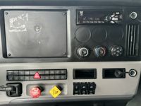 2020 Freightliner CASCADIA 126