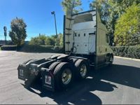 2021 Freightliner CASCADIA 116