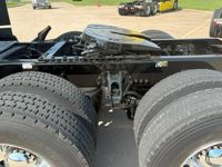 2022 Kenworth T680