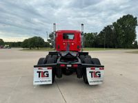 2021 Peterbilt 567