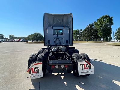 2023 Kenworth T680