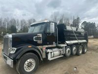 2020 Freightliner SD122