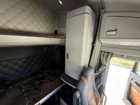 2023 Kenworth T680